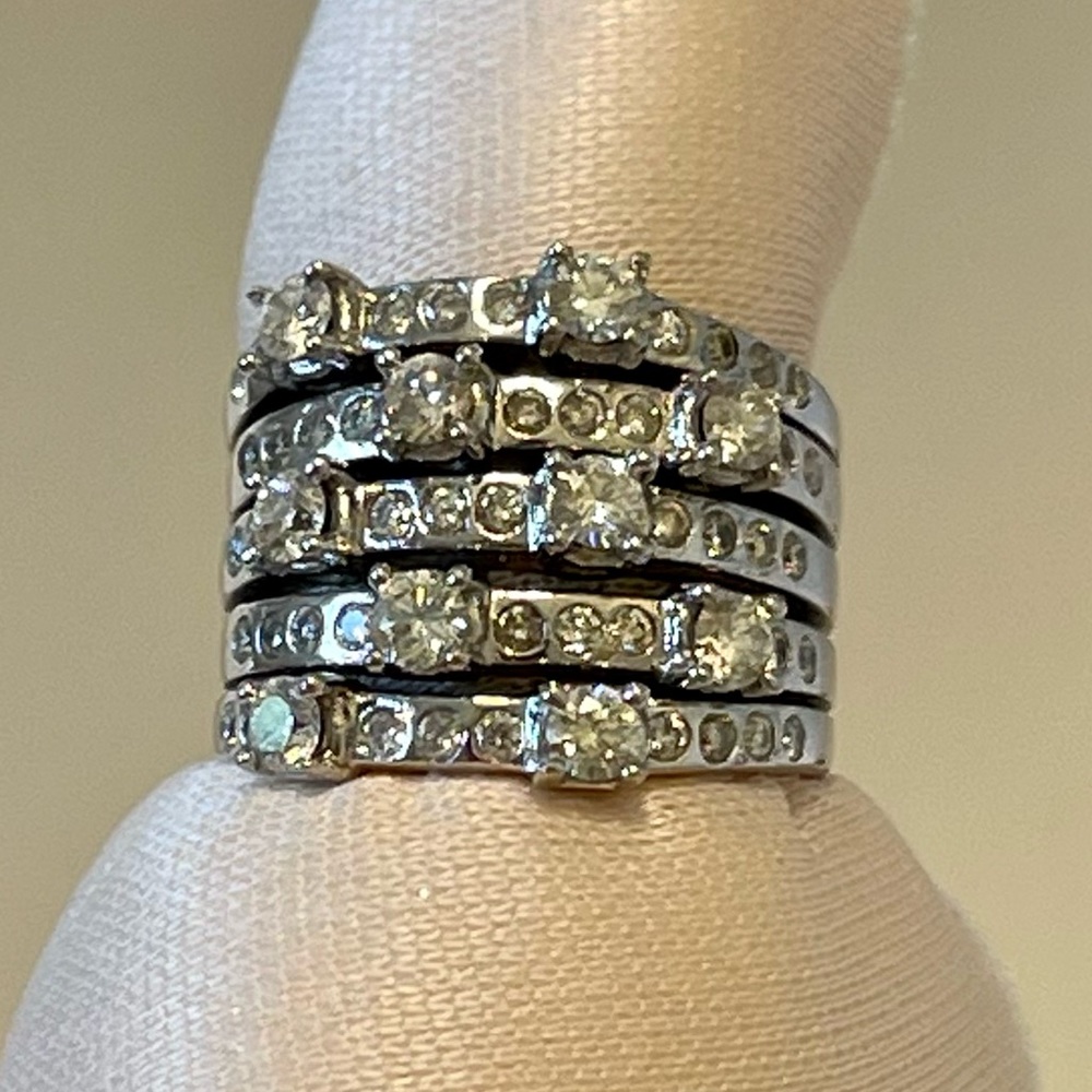Designer Heirloom Quality 1.5 TCW of full cut diamonds copyrighted© ring 14K WG - Picture 16 of 17